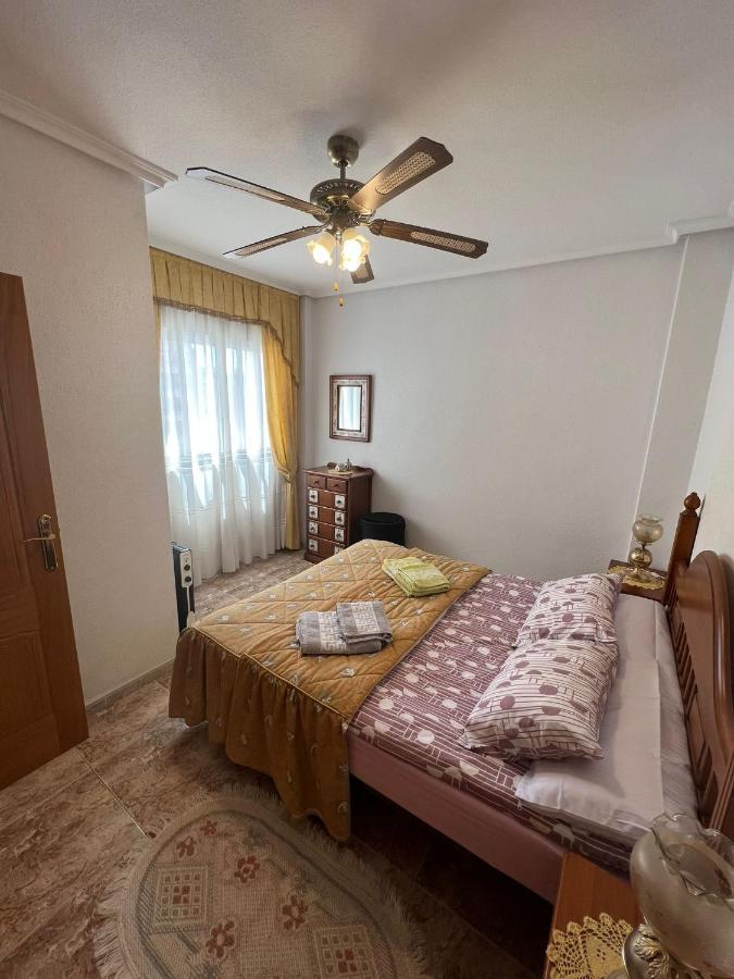 Luxury 2 Bedrooms Apartment With A Garage Torrevieja Exterior foto